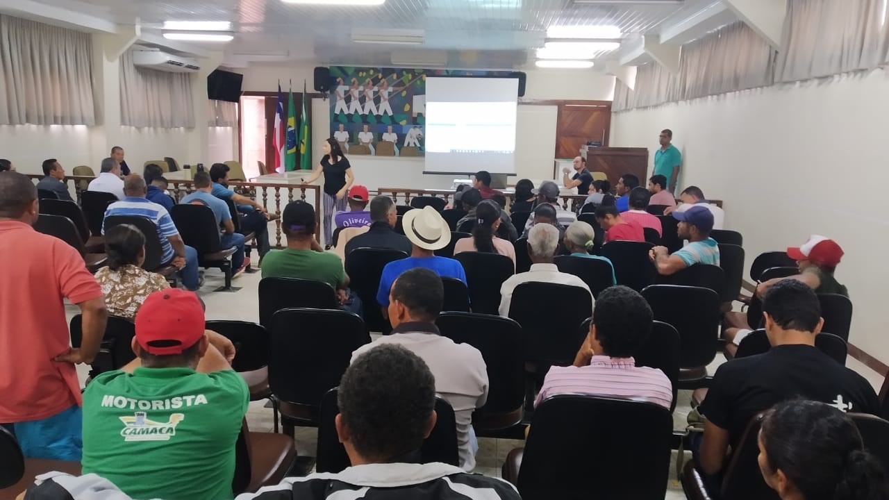 Camacã: Produtores rurais se reúnem para discutir a Agricultura Familiar